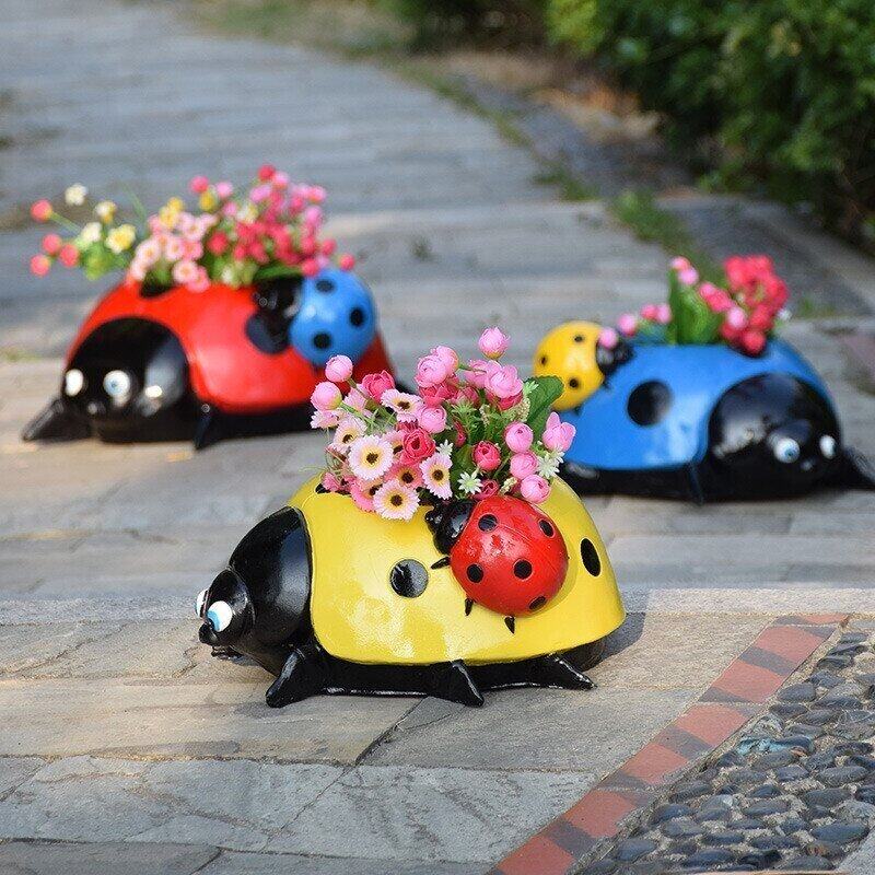 🐞Metal ladybug flower pot